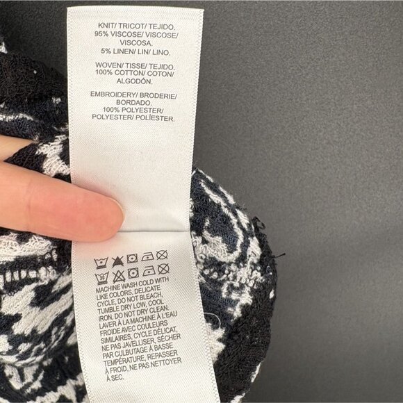 Lucky Brand Women's Floral Embroidered Sleeveless Blouse S Black White Bohemian - Picture 8 of 11